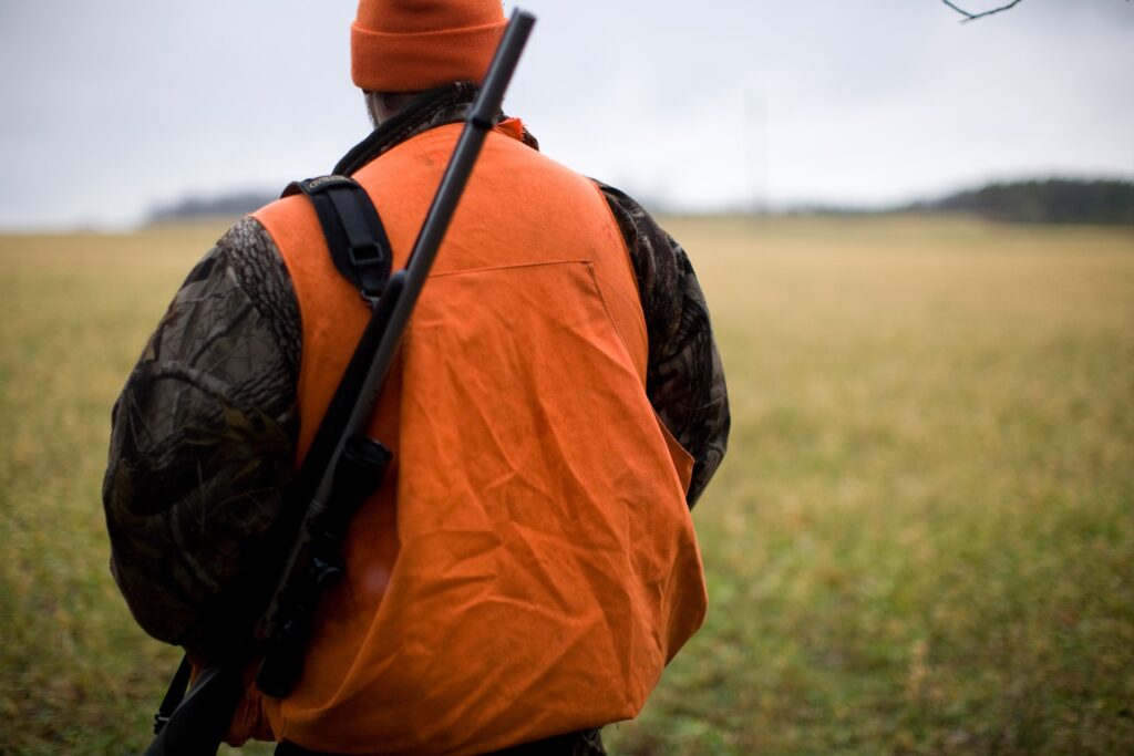 Un chasseur // Source : Matthew Maaskant / Unsplash Un chasseur // Source : Matthew Maaskant / Unsplash