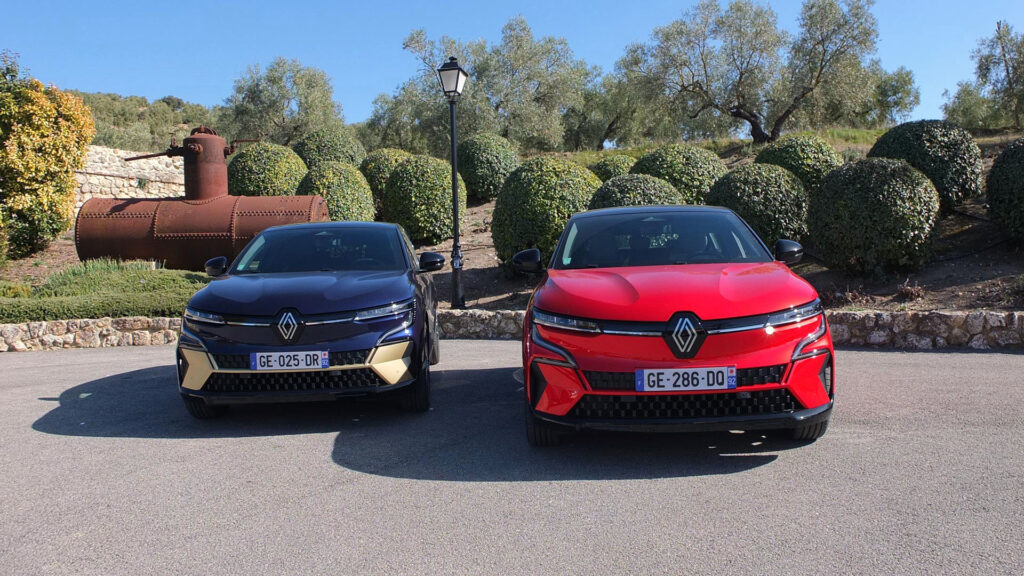 Renault Megane E-Tech finitions Iconic & Techno // Source : Raphaelle Baut pour Numerama Renault Megane E-Tech finitions Iconic & Techno // Source : Raphaelle Baut pour Numerama