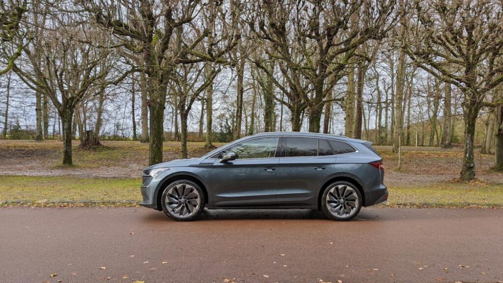 Profil du Skoda Enyaq iV // Source : Raphaelle Baut pour Numerama