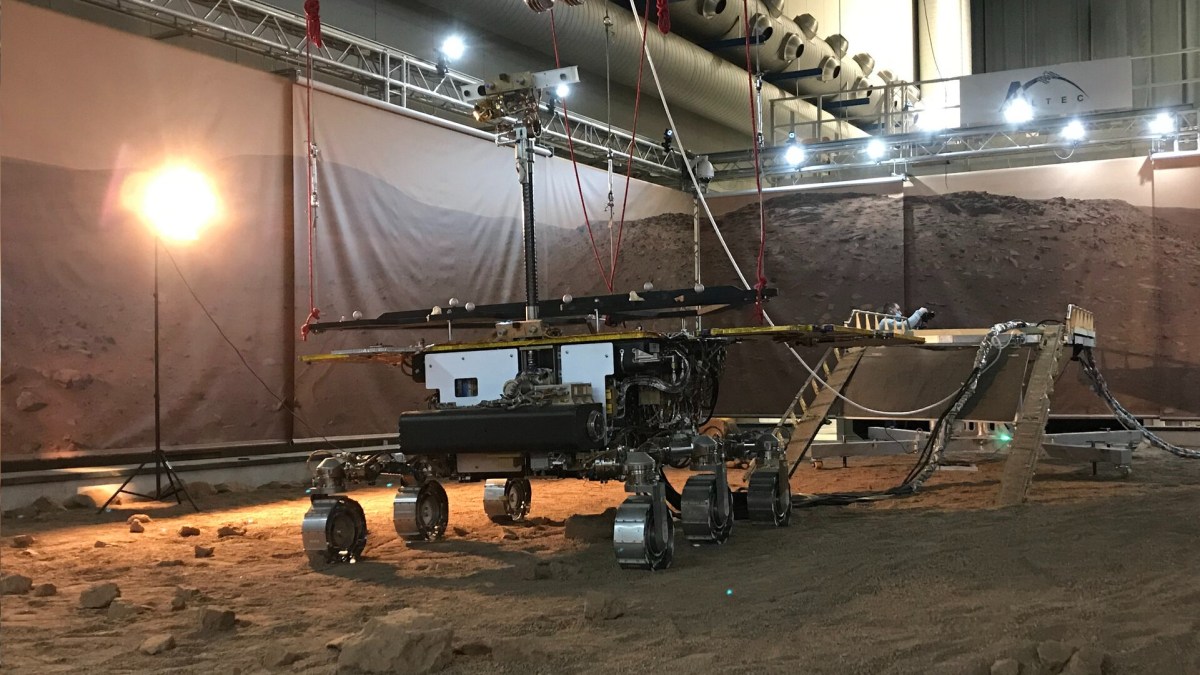 Amalia, cousine de Rosalind Franklin/ExoMars 2022 sur Terre pour les similations. // Source : ESA Amalia, cousine de Rosalind Franklin/ExoMars 2022 sur Terre pour les similations. // Source : ESA