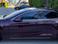 La Tesla Model S violette d'Elon Musk // Source : Electrek