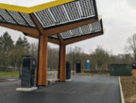 Station Fastned sur autoroute // Source : Raphaelle Baut pour Numerama
