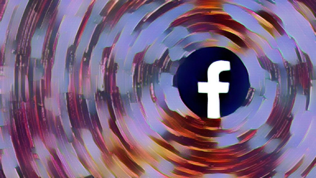 Des fake news sur Facebook racontent que les résultats de l'élection seront manipulés // Source : Numerama Des fake news sur Facebook racontent que les résultats de l'élection seront manipulés // Source : Numerama