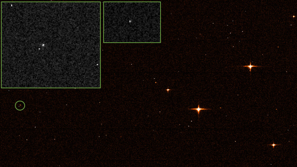 Zooms sur James Webb dans l'image de Gaia. // Source : ESA/Gaia/DPAC; CC BY-SA 3.0 IGO Zooms sur James Webb dans l'image de Gaia. // Source : ESA/Gaia/DPAC; CC BY-SA 3.0 IGO