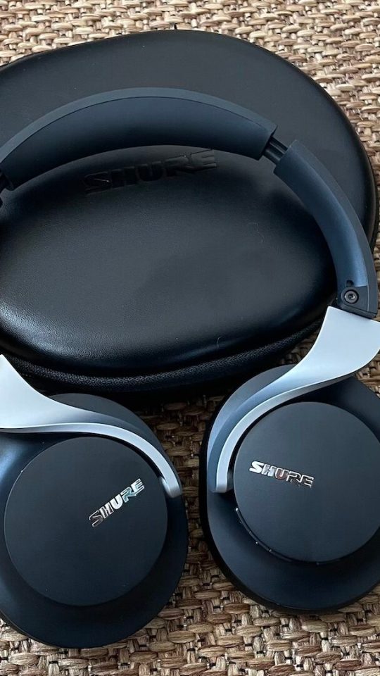 Le casque Shure Aonic 40 // Source : Maxime Claudel pour Numerama