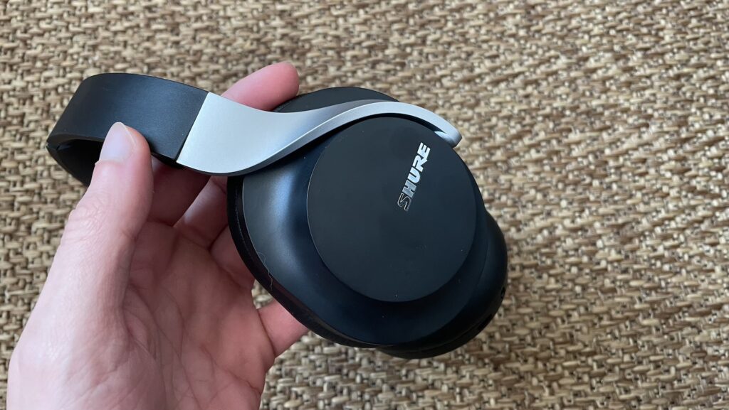 Le casque Shure Aonic 40 // Source : Maxime Claudel pour Numerama Le casque Shure Aonic 40 // Source : Maxime Claudel pour Numerama