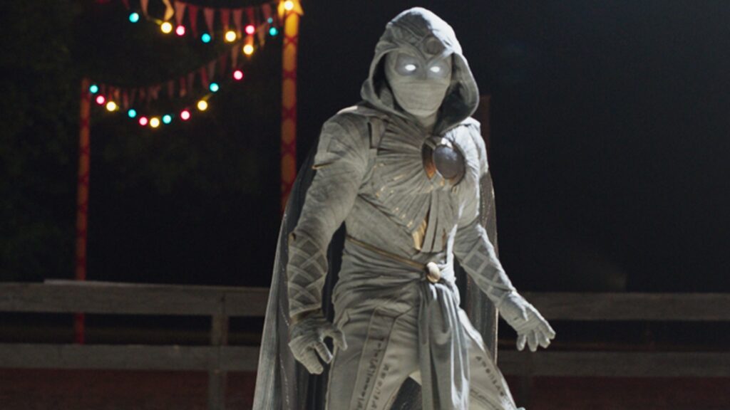 Marc Spector (Oscar Isaac) en costume de Moon Knight. // Source : Marvel/Disney+ Marc Spector (Oscar Isaac) en costume de Moon Knight. // Source : Marvel/Disney+