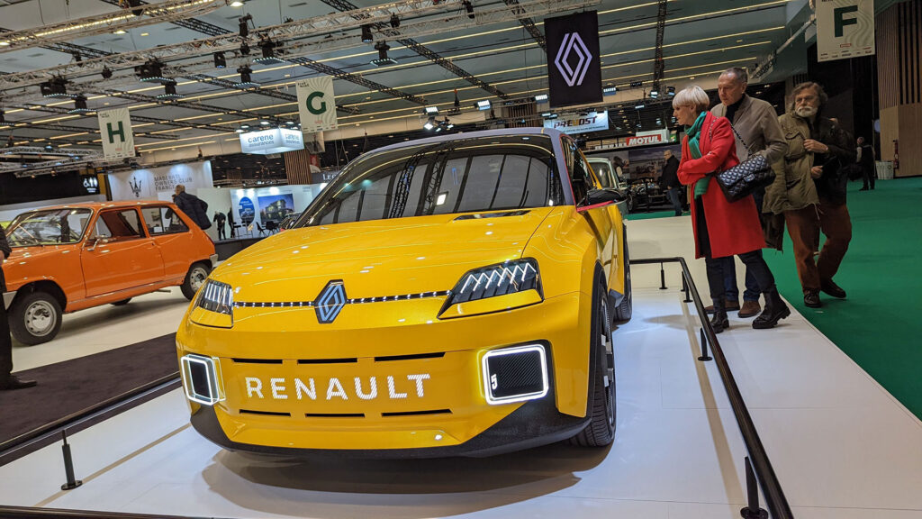 Renault 5 prototype // Source : Raphaelle Baut pour Numerama Renault 5 prototype // Source : Raphaelle Baut pour Numerama