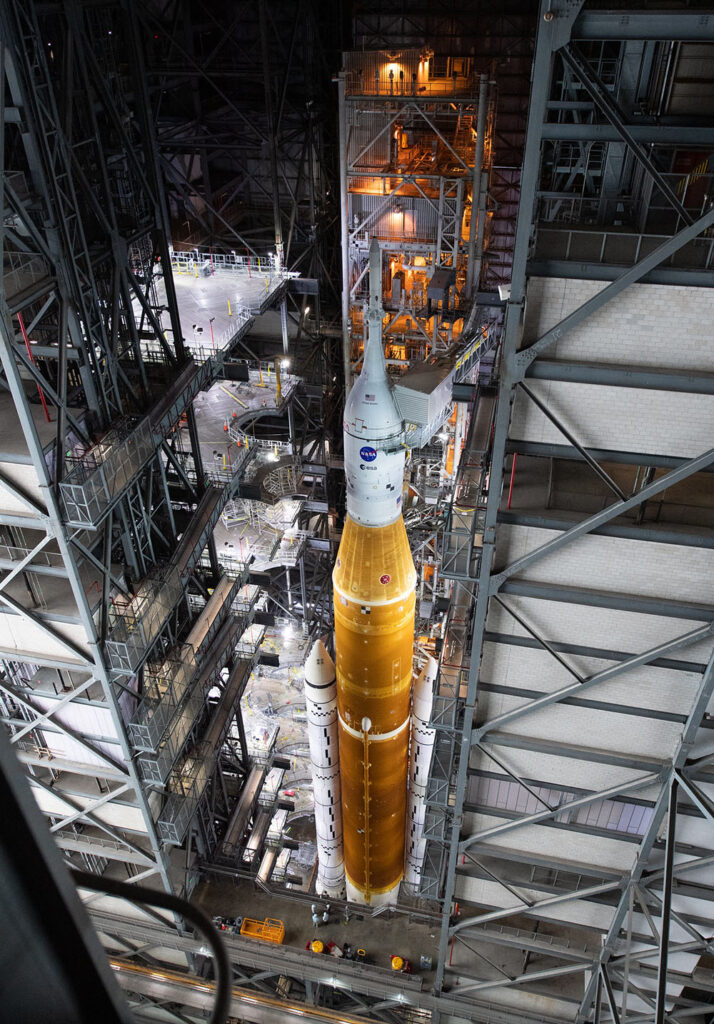 SLS Artemis 2 SLS Artemis 2