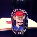 La bière des French Ape Yacht Club // Source : Aurore Gayte pour Numerama La bière des French Ape Yacht Club // Source : Aurore Gayte pour Numerama