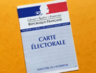 Une carte électorale. // Source : Photo Numerama Une carte électorale. // Source : Photo Numerama