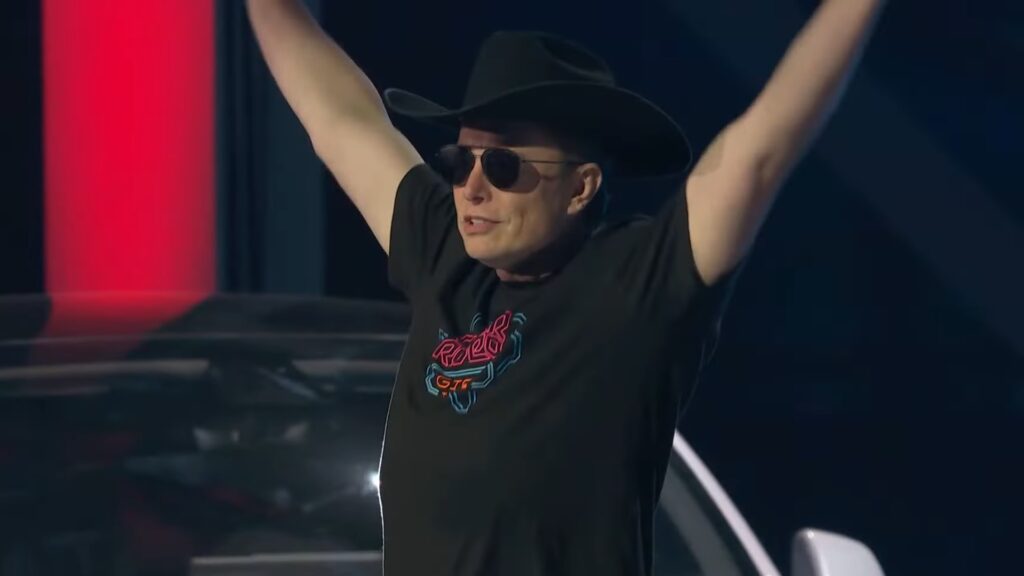 Elon Musk lors d'une conférence Tesla au Texas. // Source : Capture d'écran YouTube Elon Musk lors d'une conférence Tesla au Texas. // Source : Capture d'écran YouTube