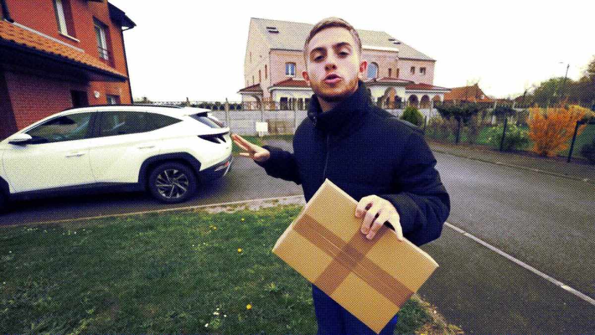 La chaîne du Youtubeur Michou a été hackée // Source : MichouOff / Youtube La chaîne du Youtubeur Michou a été hackée // Source : MichouOff / Youtube