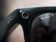 Qui pourra repérer le point lumineux qui s'allume à l'avant des lunettes ? // Source : Numerama