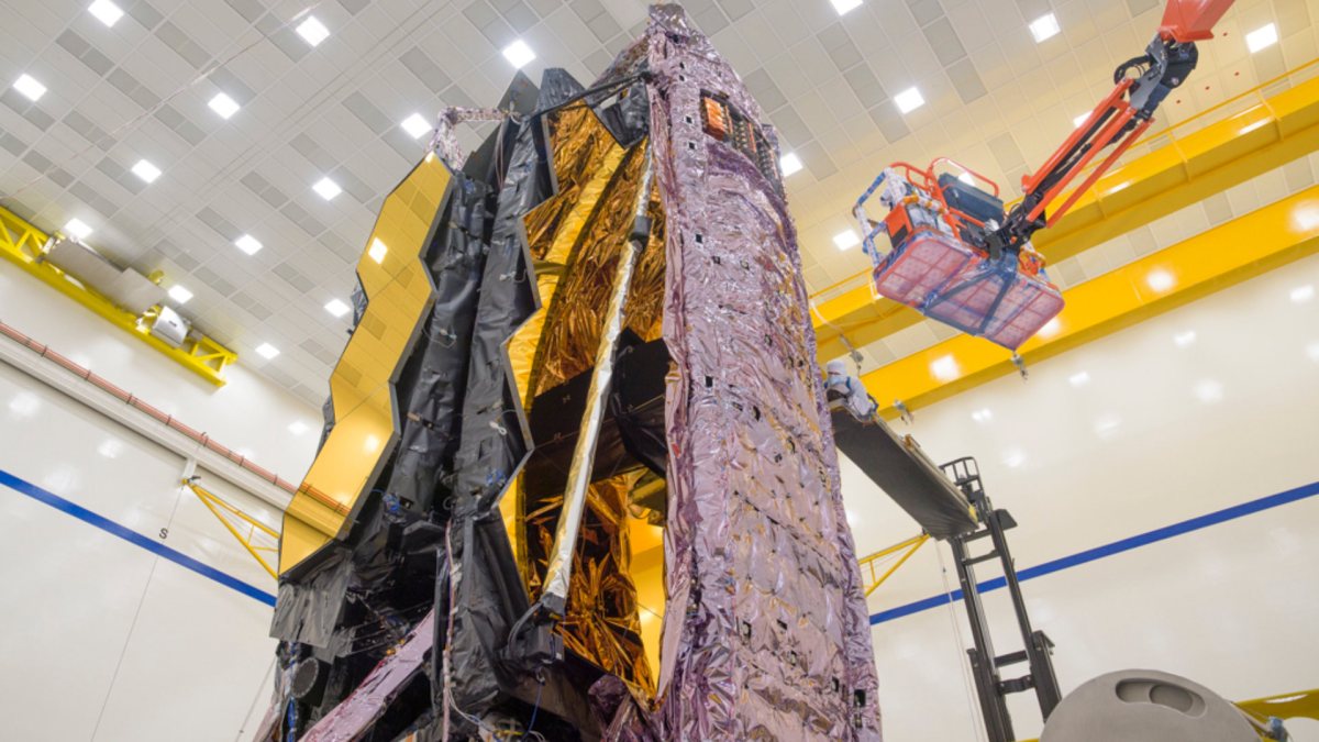 James Webb. // Source : NASA/Chris Gunn (photo recadrée) James Webb. // Source : NASA/Chris Gunn (photo recadrée)