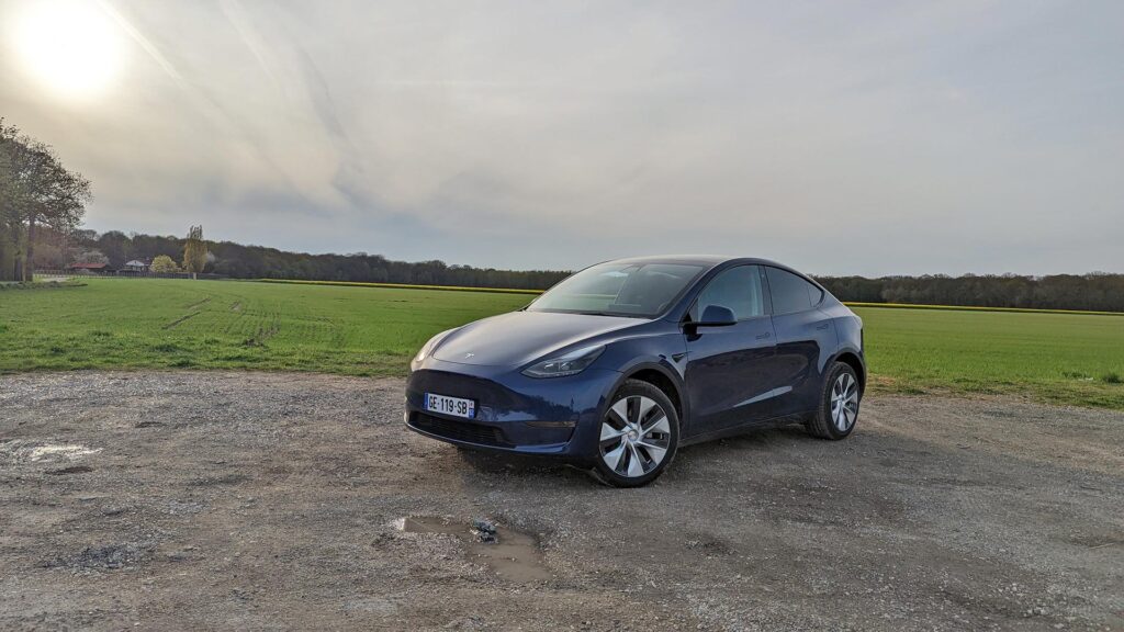 Tesla Model Y // Source : Raphaelle Baut pour Numerama