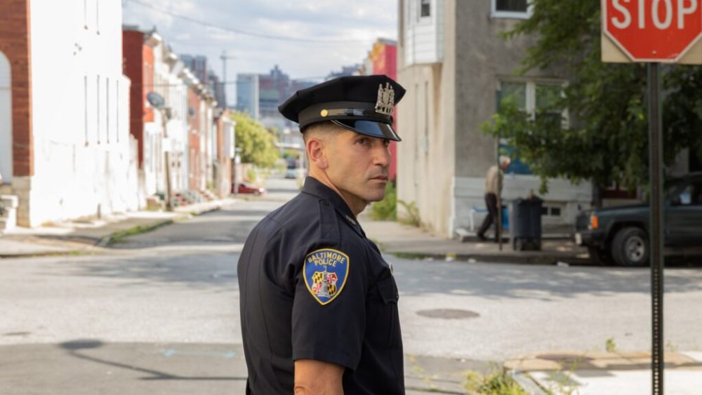 Jon Bernthal est terrifiant dans le rôle de Wayne Jenkins // Source : HBO