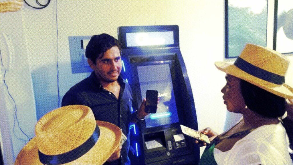 Les représentants des banques centrales à Bitcoin Beach // Source : Galoy Les représentants des banques centrales à Bitcoin Beach // Source : Galoy