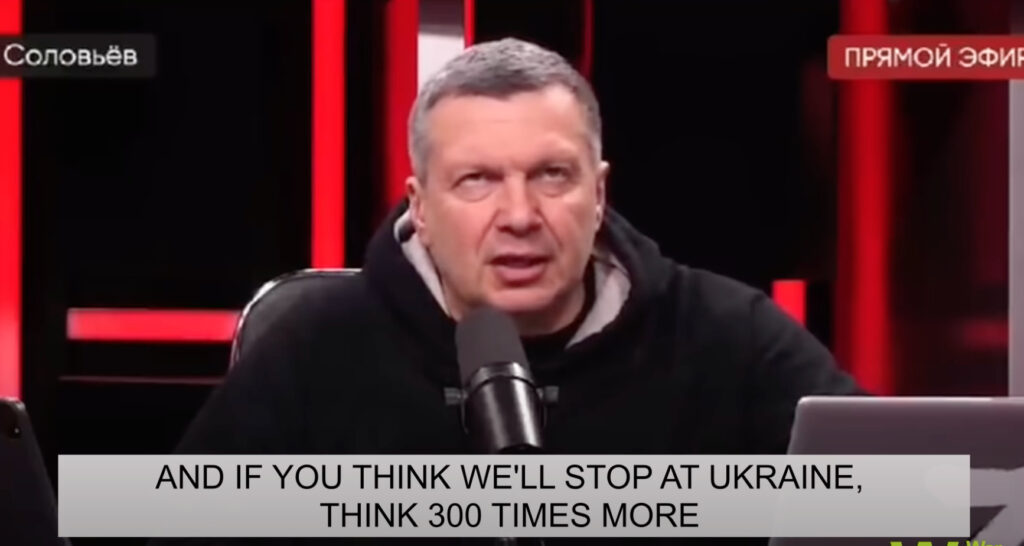 La chaîne de Vladimir Soloviev, présentateur star et propagandiste du Kremlin, a été supprimée. L'animateur appelait régulièrement à attaquer l'Europe et étendre l'invasion à d'autres pays. // Source : Telekanal / YouTube La chaîne de Vladimir Soloviev, présentateur star et propagandiste du Kremlin, a été supprimée. L'animateur appelait régulièrement à attaquer l'Europe et étendre l'invasion à d'autres pays. // Source : Telekanal / YouTube