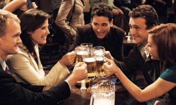 La série How I Met Your Mother, souvent comparée à Friends, est rapidement devenue culte // Source : CBS
