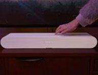 Barre de son Sonos Ray // Source : Sonos Barre de son Sonos Ray // Source : Sonos