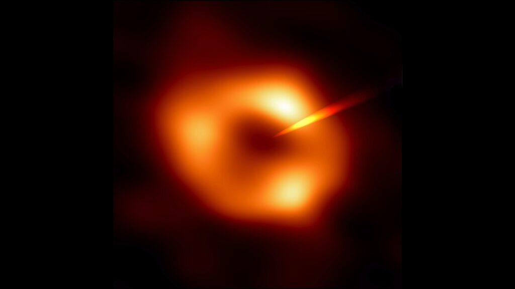 Le balayage sonore de SgrA* se fait dans le sens des aiguilles d'une montre. // Source : Chandra/EHT/ESO Le balayage sonore de SgrA* se fait dans le sens des aiguilles d'une montre. // Source : Chandra/EHT/ESO