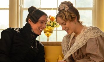 Suranne Jones et Sophie Rundle dans Gentleman Jack // Source : HBO Suranne Jones et Sophie Rundle dans Gentleman Jack // Source : HBO