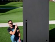 Xbox Series X de la taille d'un frigo // Source : YouTube Michael Pick Xbox Series X de la taille d'un frigo // Source : YouTube Michael Pick