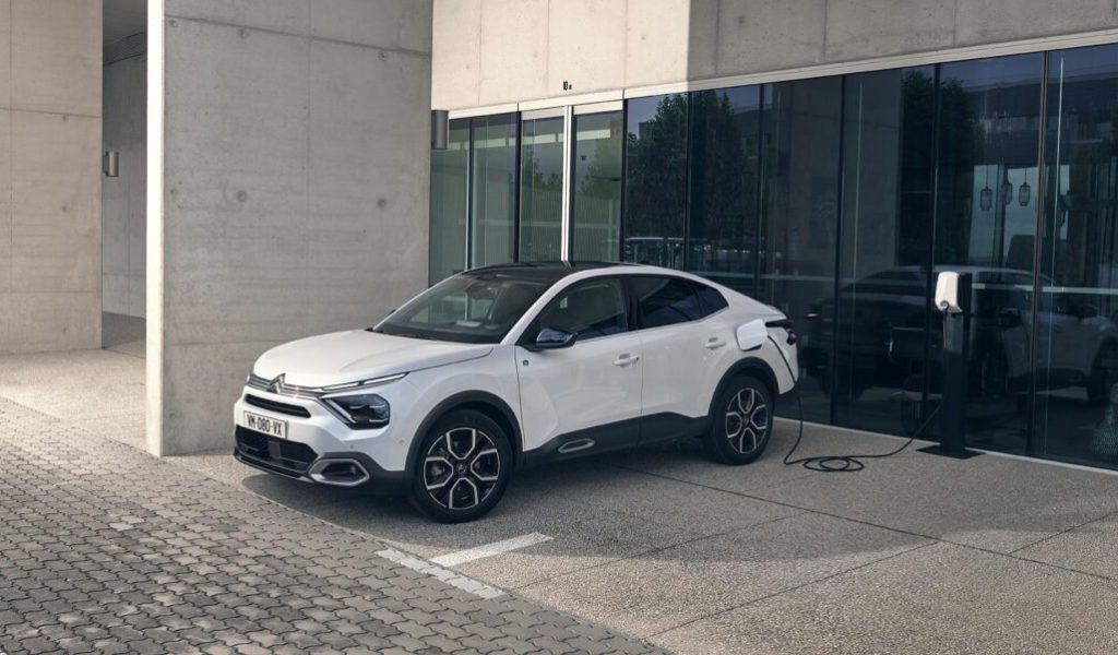 Citroën ë-C4 X // Source : Citroën