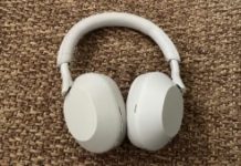 Le casque Sony WH-1000XM5 // Source : Maxime Claudel pour Numerama Le casque Sony WH-1000XM5 // Source : Maxime Claudel pour Numerama
