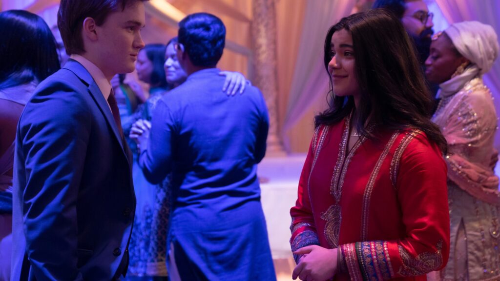 Matt Linz (Bruno) et Iman Vellani (Kamala). // Source : Marvel/Disney+ Matt Linz (Bruno) et Iman Vellani (Kamala). // Source : Marvel/Disney+