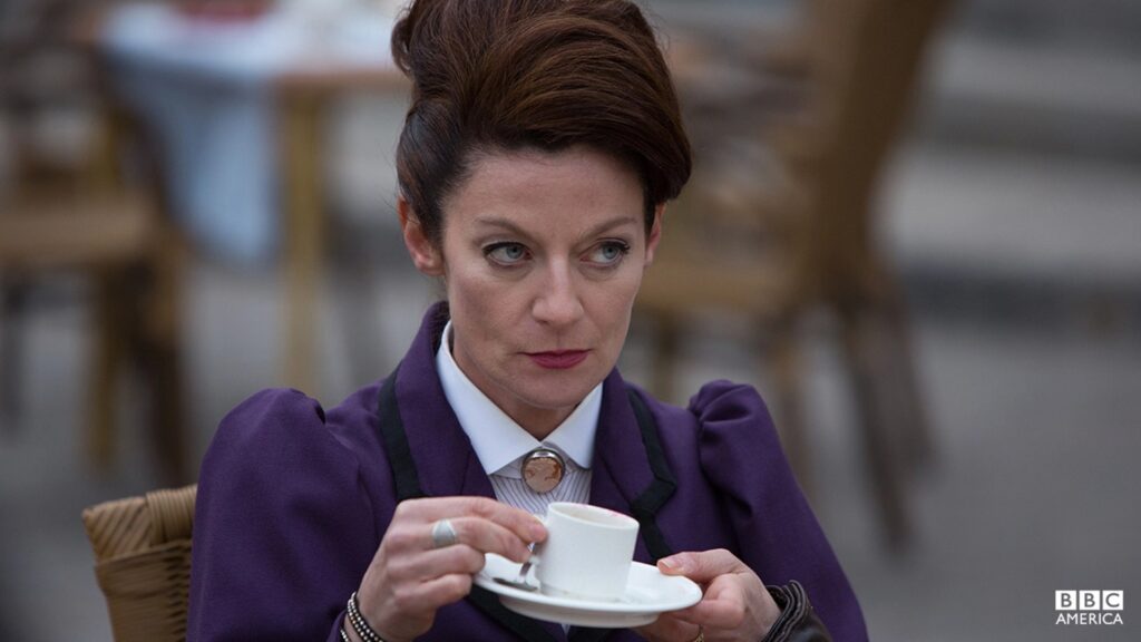 Michelle Gomez en Missy // Source : Doctor Who / BBC Michelle Gomez en Missy // Source : Doctor Who / BBC