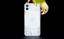 Le dos transparent du Nothing Phone (1). // Source : Nothing Le dos transparent du Nothing Phone (1). // Source : Nothing