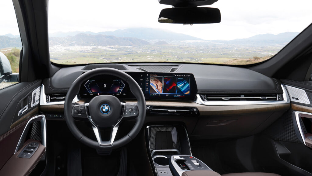 BMW iX1 // Source : BMW BMW iX1 // Source : BMW