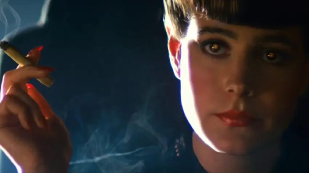 Rachel, dans Blade Runner, était une réplicante. // Source : Blade Runner Rachel, dans Blade Runner, était une réplicante. // Source : Blade Runner
