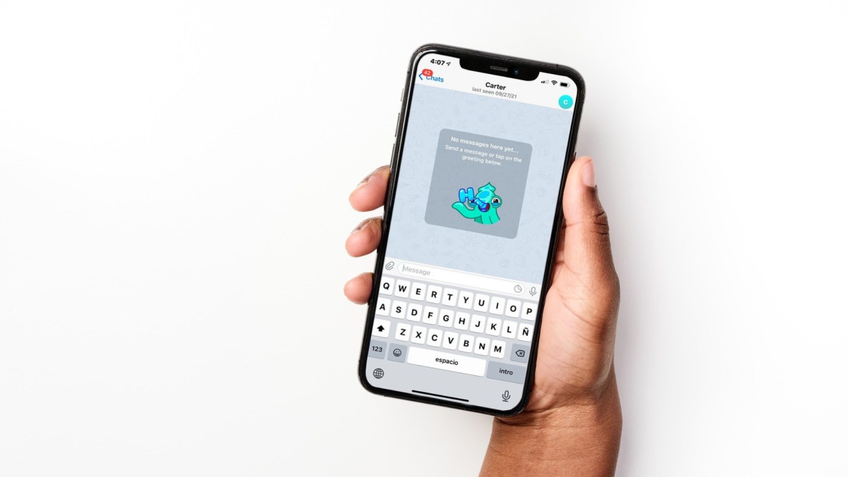 Personne utilisant Telegram sur un smartphone // Source : Flickr Personne utilisant Telegram sur un smartphone // Source : Flickr