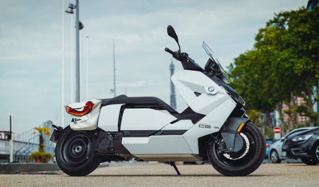 BMW CE04 // Source : Louise Audry pour Numerama BMW CE04 // Source : Louise Audry pour Numerama