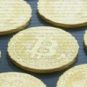 Les arnaqueurs cryptos innovent : il y a maintenant de fausses apps // Source : Vasilis Chatzopoulos / Unsplash