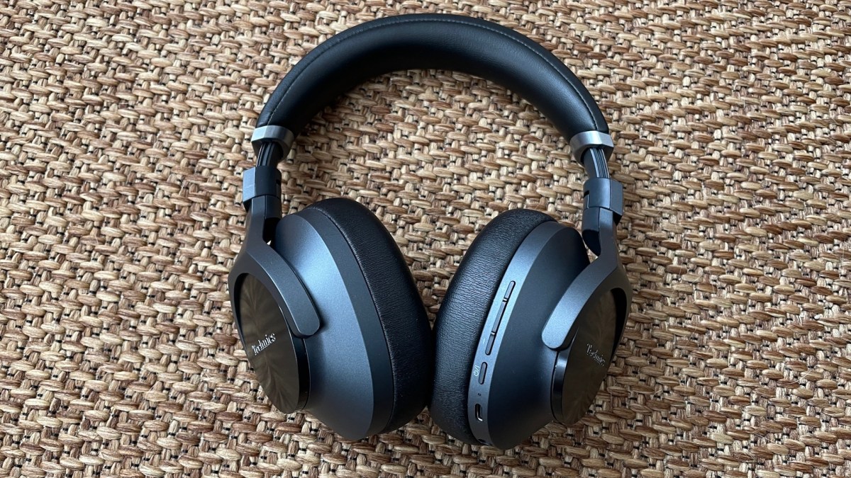Le casque Technics A800 // Source : Maxime Claudel pour Numerama Le casque Technics A800 // Source : Maxime Claudel pour Numerama