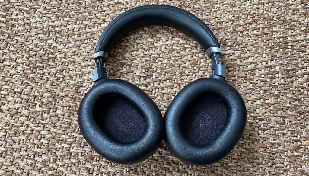 Le casque Technics A800 // Source : Maxime Claudel pour Numerama Le casque Technics A800 // Source : Maxime Claudel pour Numerama