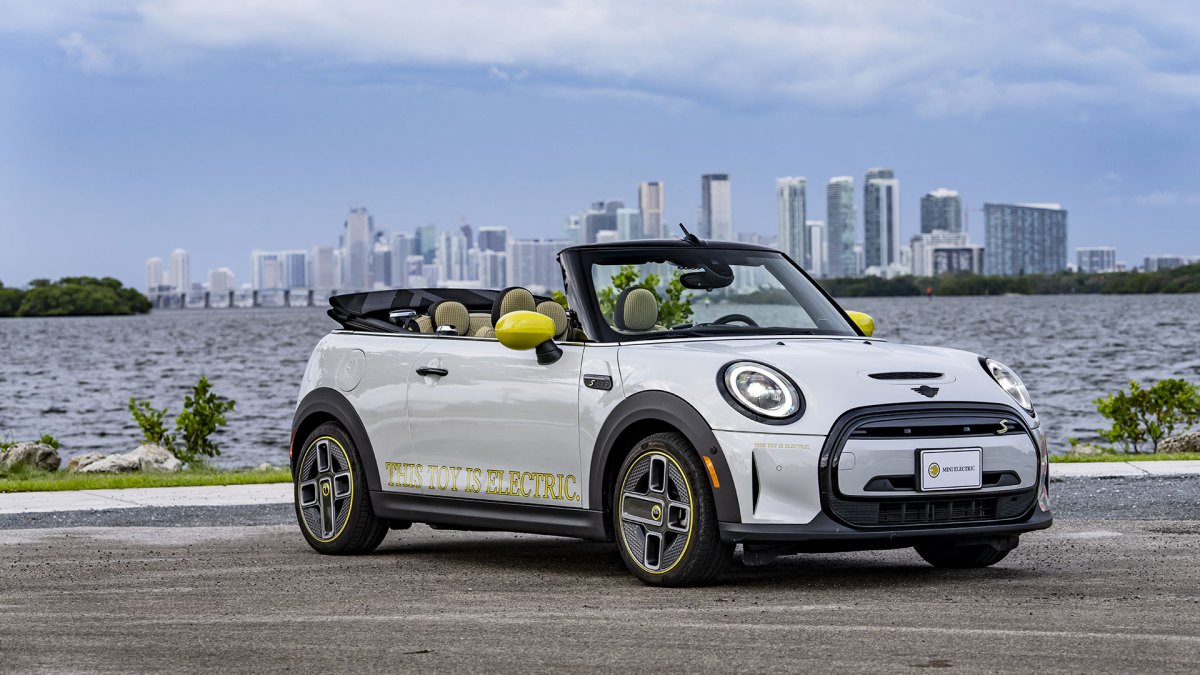 Modèle unique de Mini Cooper SE Cabrio // Source : Mini Modèle unique de Mini Cooper SE Cabrio // Source : Mini