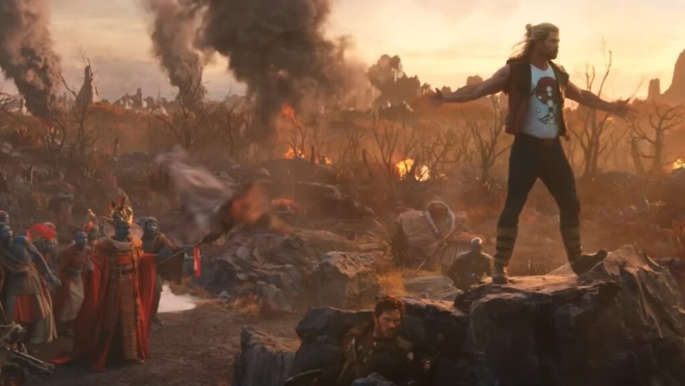 La scène où Thor donne des coups de marteau sur « Welcome to the Jungle » // Source : Marvel La scène où Thor donne des coups de marteau sur « Welcome to the Jungle » // Source : Marvel