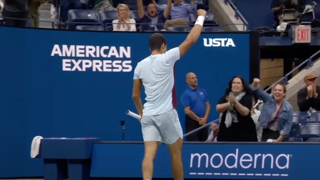 Carlos Alcaraz à l'US Open // Source : Capture YouTube Carlos Alcaraz à l'US Open // Source : Capture YouTube