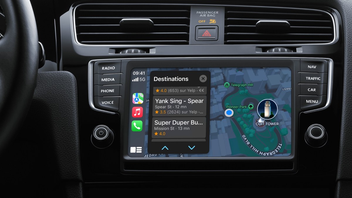 CarPlay // Source : Apple CarPlay // Source : Apple