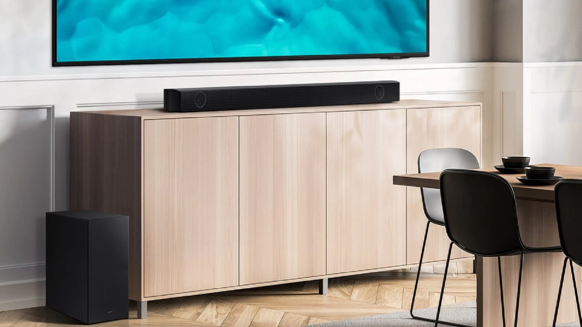 Barre de son Samsung HW-B550 // Source : samsung Barre de son Samsung HW-B550 // Source : samsung