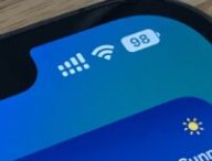 iOS 16 réintroduit le pourcentage de la batterie ! 😅 // Source : Numerama iOS 16 réintroduit le pourcentage de la batterie ! 😅 // Source : Numerama