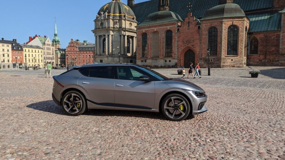 Kia EV6 GT et son profil atypique // Source : Raphaelle Baut pour Numerama
