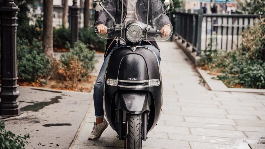 LE RIDER 3000W // Source : Frandroid LE RIDER 3000W // Source : Frandroid