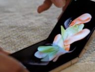 Le Galaxy Z Flip 4 de Samsung. // Source : Arnaud Gelineau / Numerama Le Galaxy Z Flip 4 de Samsung. // Source : Arnaud Gelineau / Numerama