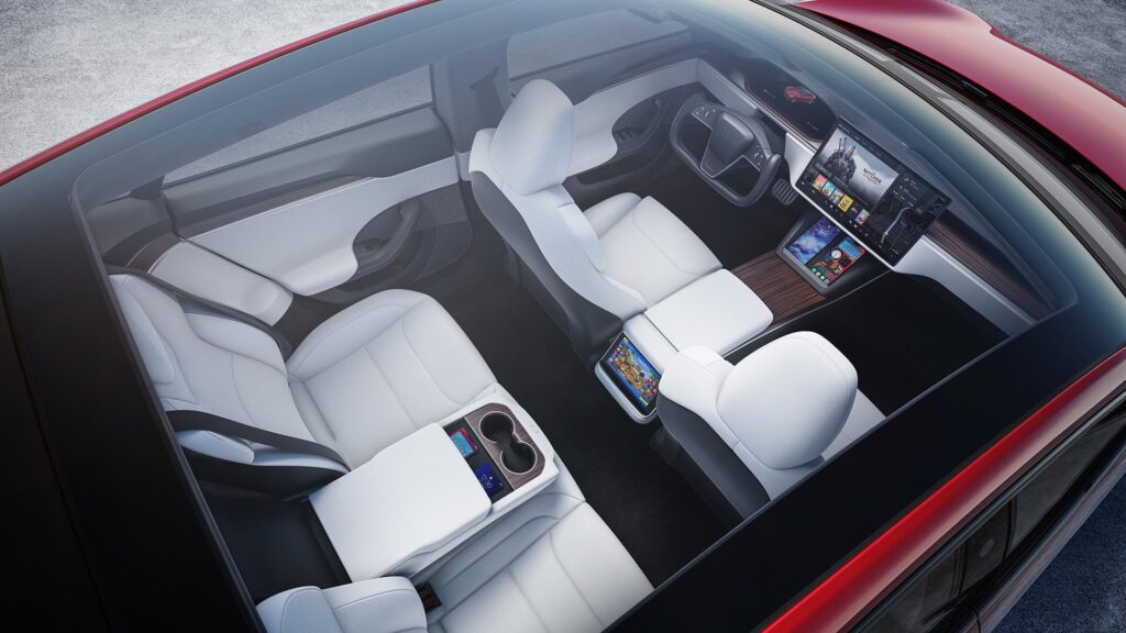Intérieur nouvelle Tesla Model S // Source : Tesla Intérieur nouvelle Tesla Model S // Source : Tesla